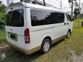 Toyota Hiace super Grandia 2011 Complete documents-4