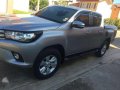 SELLING TOYOTA Hilux 2017 Model-1