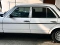 Mercedes Benz W-123 Body 200 MT 1985-11
