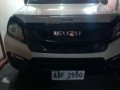 Isuzu MUX model 2015 desiel asking 890k-1