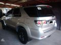 2015 Toyota Fortuner V 4x2 dsl AT FOR SALE-2