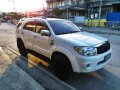Toyota Fortuner 4x2 G 2010 Diesel A/T For Sale -0
