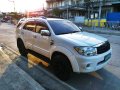Toyota Fortuner 4x2 G 2010 Diesel A/T For Sale -5