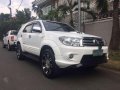 2011 TOYOTA Fortuner V 4x4 Diesel FOR SALE-0