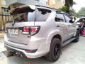 2015 Toyota Fortuner V 4x2 VNT Diesel FOR SALE-3
