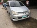 TOYOTA Innova e 2010 diesel FOR SALE-4