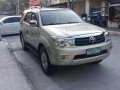 2011 Toyota Fortuner 4x2G Diesel-Automatic-4
