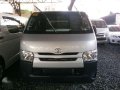 2018 TOYOTA Hi Ace Commuter 3.0 Manual Transmission-0