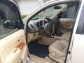 2011 Toyota Fortuner 4x2G Diesel-Automatic-8