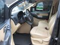 2014 Hyundai Starex for sale-4