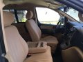 2008 Hyundai Grand Starex VGT Swivel Edition-6