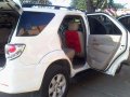 RUSH SALE Toyota Fortuner Diesel AT Family use 2011-2
