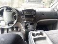Hyundai Grand Starex 2017 for sale-5