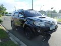 2011 Toyota Fortuner V Php878,000 Accepts Trade in-6