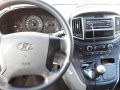 Hyundai Grand Starex 2017 for sale-10