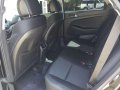 2016 Hyundai Tucson GLS 2.0 diesel CRDi Automatic-9