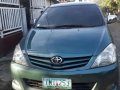 Toyota Innova E 2.5 diesel MATIC 2011-0