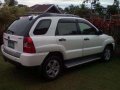 Kia Sportage 2009 White Diesel 2.0 CRDi FOR SALE-2