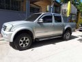 Isuzu Dmax LS AT 2004 model FOR SALE-5