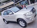 Toyota Fortuner V 4X4 AT 2008 (Top of the Line) - 630K NEGOTIABLE!-5
