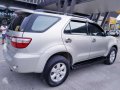 Toyota Fortuner V 4X4 AT 2008 (Top of the Line) - 630K NEGOTIABLE!-3