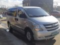 Hyundai Grand Starex 2010 model manual transmission-2