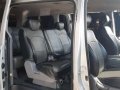 Hyundai Grand Starex 2010 model manual transmission-7