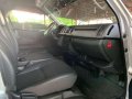 2016 TOYOTA Hiace 25 Commuter Silver Thermalyte-6