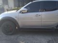 SELLING MITSUBISHI Strada 2009 4x4-0