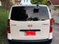 Hyundai Grand Starex 2011 year model Manual Transmission-6