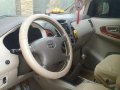 SELLING TOYOTA Innova G 2007-1