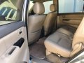 Toyota Fortuner V 2012 for sale -8