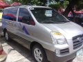 Hyundai Starex CRDI 2006 for sale -3