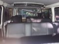 Toyota Hi-ace commuter 2013model manual transmission-4