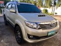 Toyota Fortuner V 2012 for sale -0