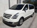 2016 Hyundai Grand Starex SS 2.5 CRDi VGT Swivel chair-1