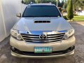 Toyota Fortuner V 2012 for sale -1