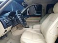 Ford Everest 2011 LIMITED AT for sale-5