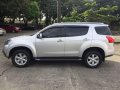 2017 Isuzu MUX 30 AT FOR SALE-4