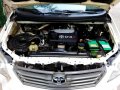 2013 Toyota Innova E Diesel White Automatic transmission-6