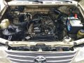 Toyota Revo 2004 VX200 Top of the line.-11