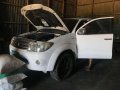Toyota Fortuner 2010 V 4x4 - Asialink Preowned Cars-8