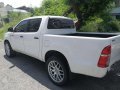 Toyota Hilux 2013 2.5 diesel engine Manual transmission-3