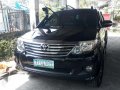 SELLING TOYOTA Fortuner G 4x2 2012-3