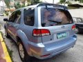 2010 Ford Escape XLT AT 4x4 Top of the line-5