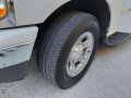 2002 Ford Expedition XLT. Original paint shiny white-0