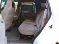 2002 Ford Expedition XLT. Original paint shiny white-2