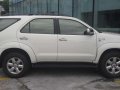 Toyota Fortuner 2009 . smooth & good running condition-1