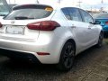 2016 Kia Forte EX Hatchback 2.0 AT Top if the Line Like New-6