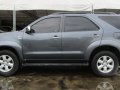 2010 Toyota Fortuner 4X2 G Diesel Automatic -1